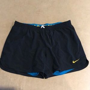 Nike 2 in 1 shorts